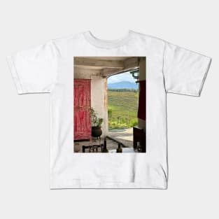 Vineyard Workers Room - Quinta do Fogo Portugal Kids T-Shirt